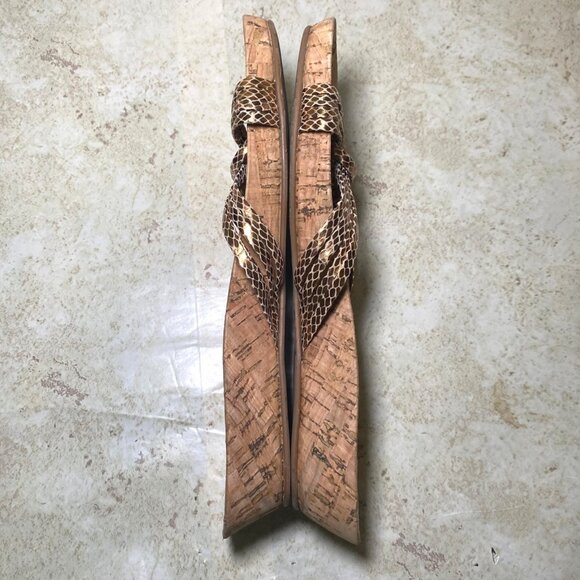 Gianni Bini Cork Wedge Sandals With Metallic Gold Straps Comfort Summer Casual - Picture 6 of 7